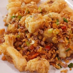 ปลาหมึกผัดพริกเกลือ