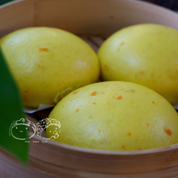 หมั่นโถวฟักทอง&แครอท 1 ชิ้น  (Pumpkin & carrot Mantou)