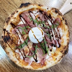 100 นาโปลีพาร์มาแฮมx Burrata 🧀Lava