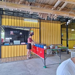 ครัวป้าอ้อย ขนมจีนปุฟเฟ่ห์