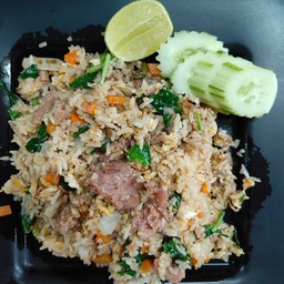 ข้าวผัดแหนม