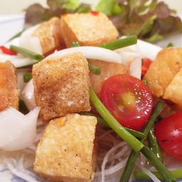 ยำท้องปลาแซลมอน