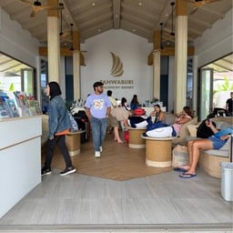 Panwaburi Beachfront Resort