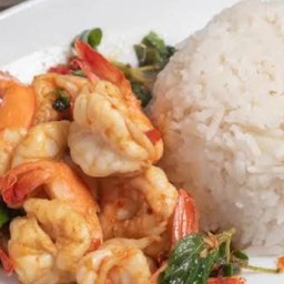 ข้าวกระเพรากุ้ง