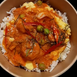 ข้าวราดพะแนงกุ้งไข่ข้น