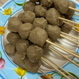 หมอบาง ลูกชิ้นปิ้ง ปลาหมึกย่าง