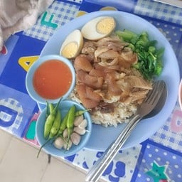 ขาหมูคุณนิด