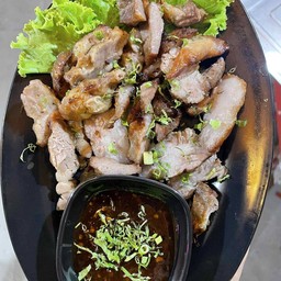 คอหมูย่าง