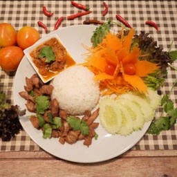 ข้าวหมูทอดน้ำพริกอ่อง