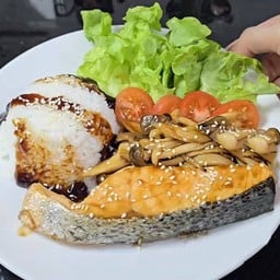 ข้าวปลาแซลม่อนเทอริยากิน