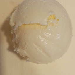 ไอติมกะทิ 5 ลูก