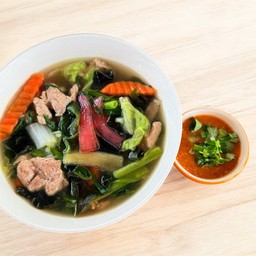 สุกี้หมูน้ำใส