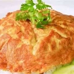 ข้าวไข่เจียวทรงเครื่อง