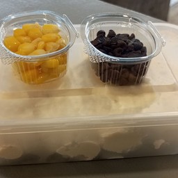 ไอติมกะทิกล่อง 400 กรัม ฟรีช้อปปิ้ง 2 อย่าง