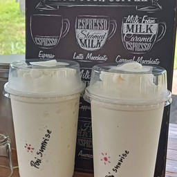 น้ำมะพร้าวปั่นนมสด