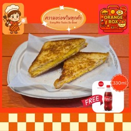 ไข่ ชีส กริลล์แซนด์วิช (ฟรี เครื่ิิองดื่ม!)
