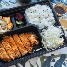 ทงคัตสึ(เซต) ข้าว+หมูทอด+ซุปมิโสะ