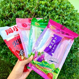 เส้นหนึบคละสี (ทางร้านคละสีให้นะคะ)