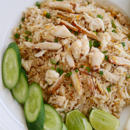 ข้าวผัดโคตรปู 2 - 3 ที่