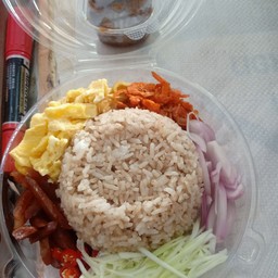 ข้าวคลุกกะปิหอมรัญจวน