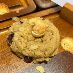 Cranberry Oat Multigrain Cookie