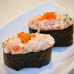 ซูชิแซลมอน มาโย (1 แถม 1) Salmon Mayo Sushi (Buy 1 Get 1 Free )