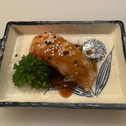 A23-ซูชิแซลมอนเบิร์น