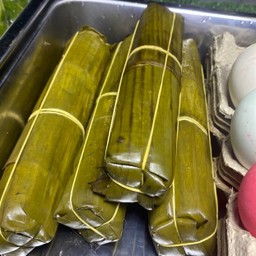 หมูยอแท่งห่อใบตอง