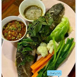 ปลาช่อนจิ้มแจ่ว