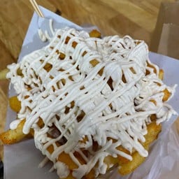 ร้านน้องมาร์เวล ( ขนมปังปิ้ง & เฟรนช์ฟรายส์ & ของทานเล่น )