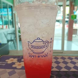 สตรอเบอร์รี่โซดา