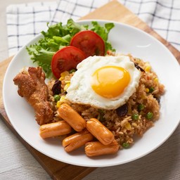 ข้าวผัดอเมริกัน ฟรีเป็ปซี่