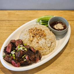 ข้าวผัดมันเนื้อย่าง XXL
