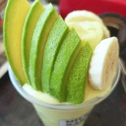 อะโวคาโด + กล้วยหอมทองปั่น/นมสด