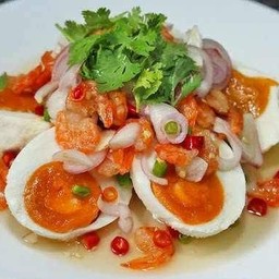 ยำไข่เค็ม