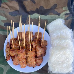 หมูปิ้งโบราณอิ่มคุ้ม