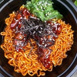 อันยอง มาม่าไก่ทอดเกาเหลี