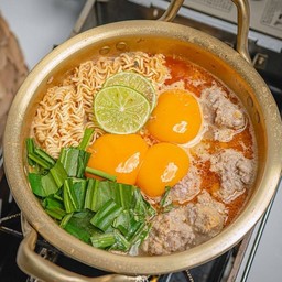 มาม่าต้มยำหมูก้อน