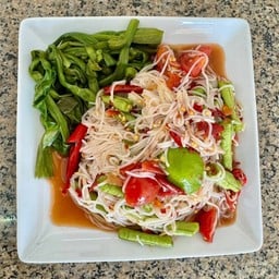 ตำขนมจีน ปูปลาร้า