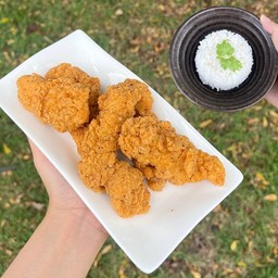 เซ็ทใหญ่สันในไก่กรอบเขย่าผง+ข้าว