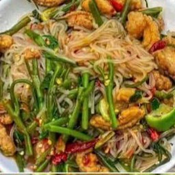 ตำเส้นเล็กแค็ปหมู