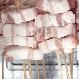 สามชั้นแท่ง