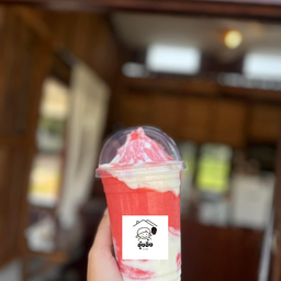 สตอเบอรี่โยเกิร์ต
