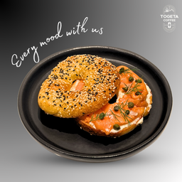 เบเกิลแซลมอลรมควันครีมชีส