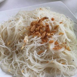 เสั้นมี่ลวก
