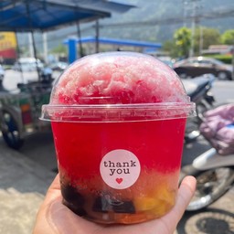 น้ำเเข็งใสน้ำเเดง