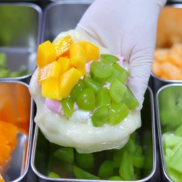 โมจิครีมชีส by วนัช คอนโดลุมพินีทาวน์ชิป