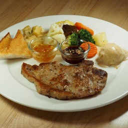 สเต็กหมูดำ (คุโรบุตะ)