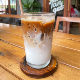 คาเฟ่ ลาเต้