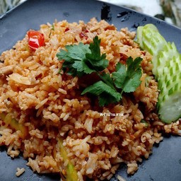 ข้าวผัดน้ำพริกปลาร้า หมู